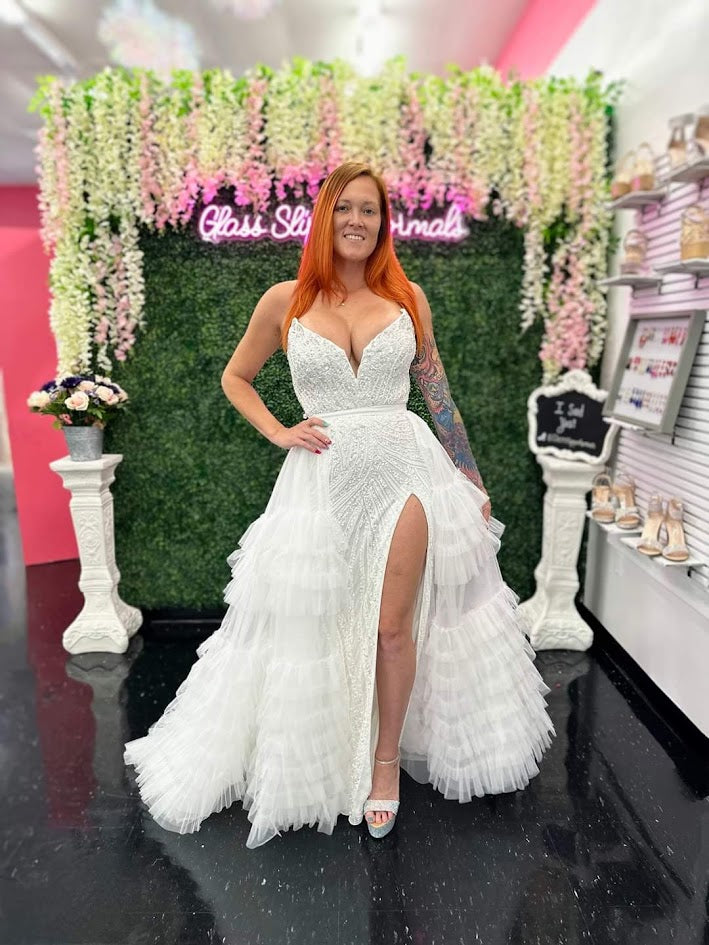 Ashley Lauren 11236 Size 14 IVORY Dress Beaded Sequin Prom Dress Pageant Gown Ashley Lauren 11236 Size 14 IVORY Dress Beaded Sequin Prom Dress Pageant Gown