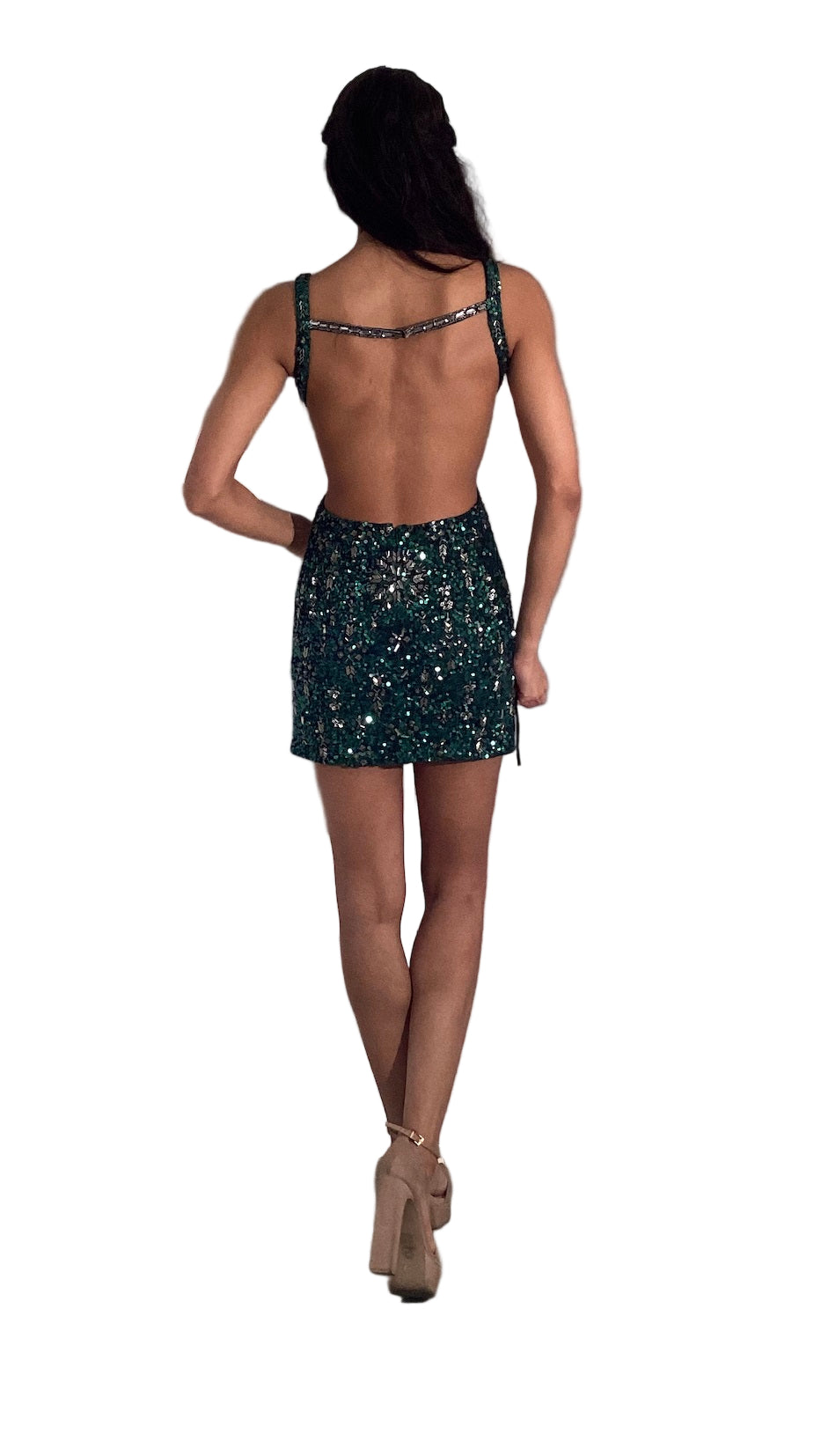 Elevate your event style with the Jovani 46087, a short cocktail dress designed for a stunning silhouette. Featuring intricate sequin and bead detailing, this gown captures light beautifully for undeniable allure. The open-back design adds a modern, bold touch, making it perfect for homecoming or any special occasion where you want to stand out with elegance and sophistication. Comfortable yet striking, it balances glamour with a confident, contemporary edge.
Sizes: 00-24
Colors: Black/Silver, Gold/Silver