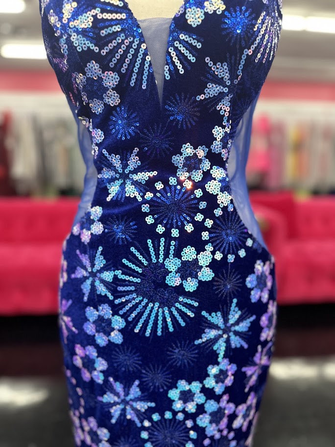 Nina Canacci 8257 Size 4 Purple Velvet Sequin Prom Dress Mermaid Sheer Formal Gown V Neck