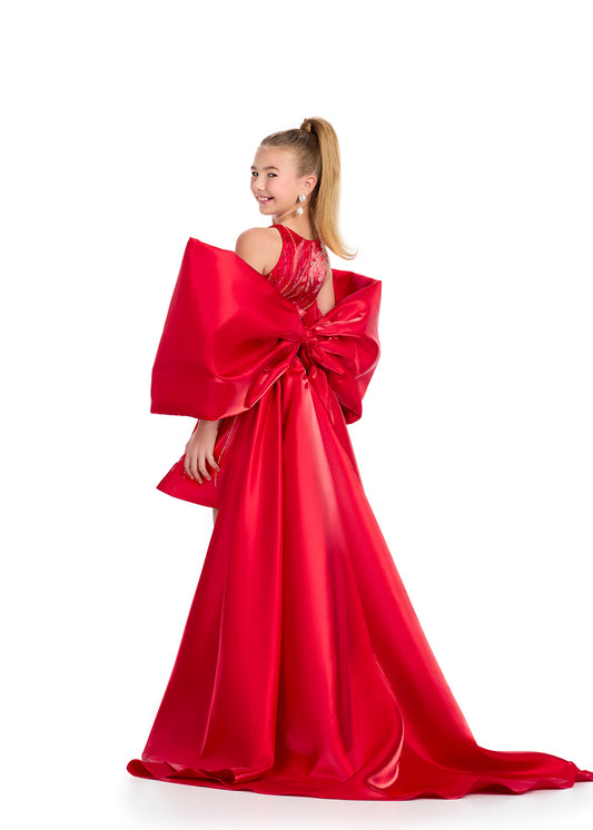 Introducing the Ashley Lauren Kids 8321 Oversize Bow Overskirt Pageant Accessory off the Shoulder Cape - the perfect addition to any pageant ensemble. The oversized bow and off the shoulder design add a touch of elegance and modernity to any outfit. Feel confident and glamorous on stage with this versatile accessory. Transform any outfit into a statement piece with this enchanting bow overskirt. This overskirt adds the perfect amount of glamour to any ASHLEYlauren cocktail dress, jumpsuit or dress.
B