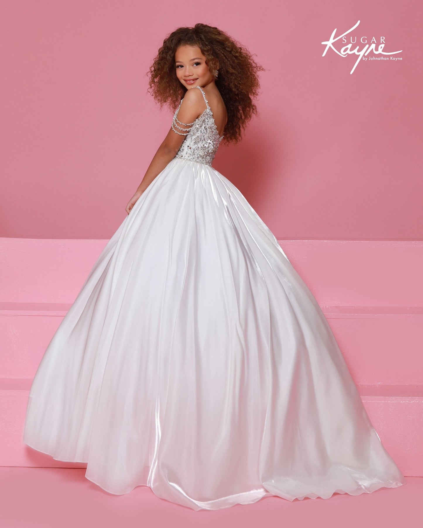 Designer: Sugar Kayne ā Style C416
Sugar Kayne style C416 is a versatile girls pageant dress crafted from high-quality special occasion fabrics. Designed for comfort, movement, and standout style, this gown helps her feel confident and camera-ready at every event.
Sizes: 2ā16
Colors: Boysenberry, Teal, Soft White