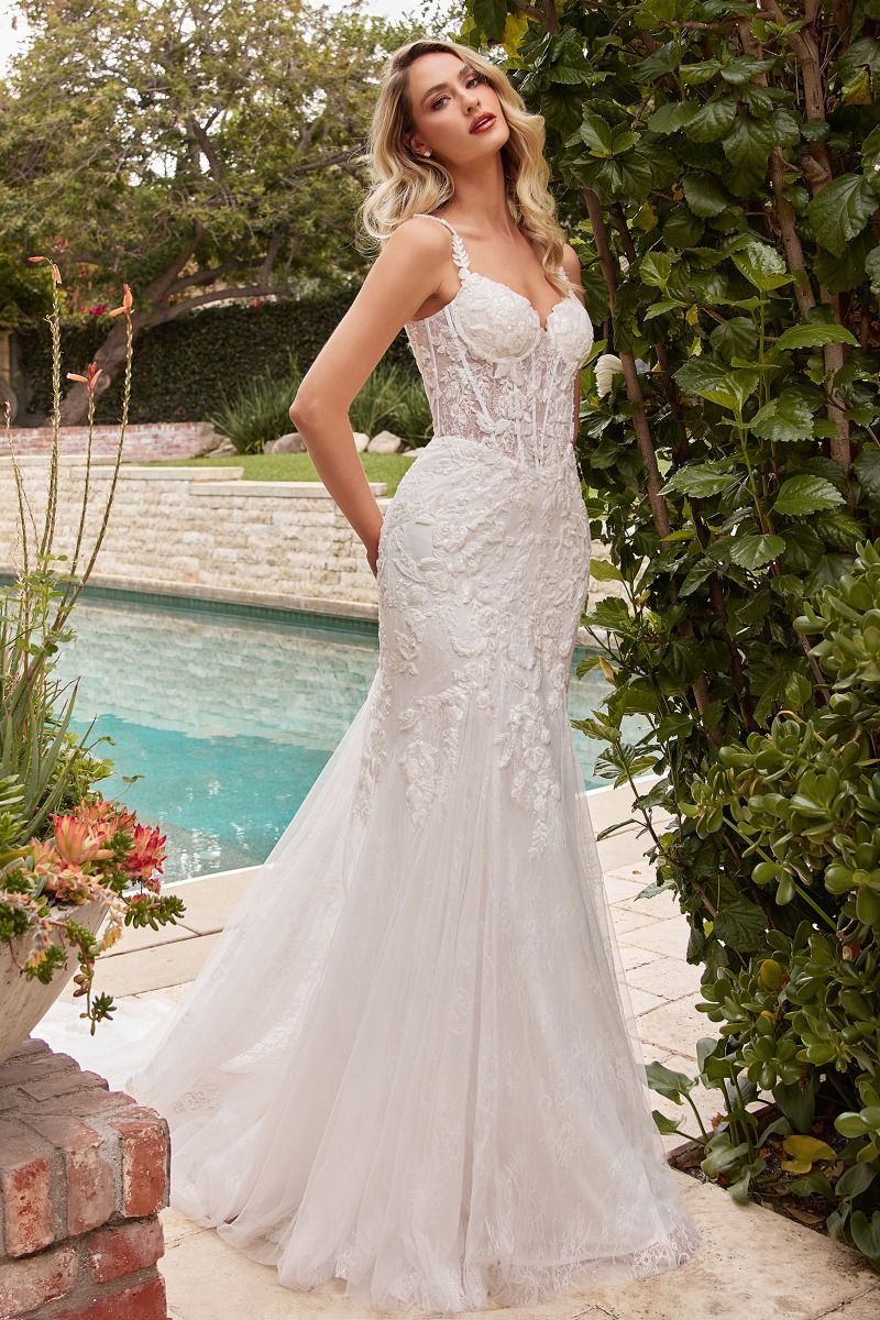 LACE MERMAID WEDDING DRESS White / 8 LACE MERMAID WEDDING DRESS White / 8