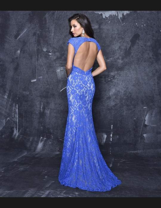 Nina Canacci 1279 size 2, 4, 6, 8, 10 Ivory lace fitted wedding dress Cutout back prom gown