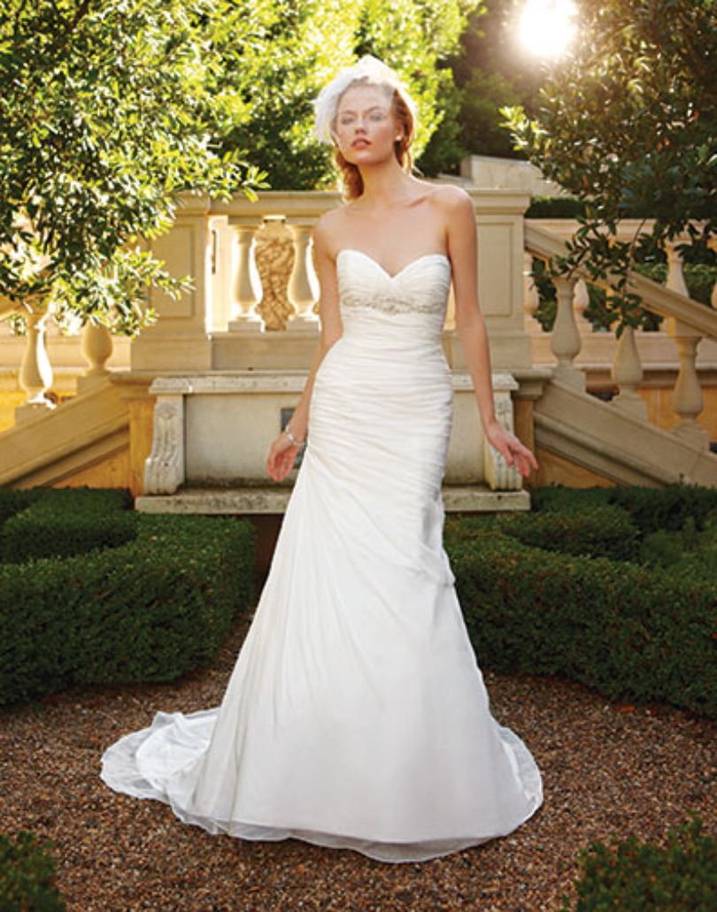 Casablanca Bridal 2049 size 4 White ruched bodice wedding dress Casablanca Bridal 2049 size 4 White ruched bodice wedding dress