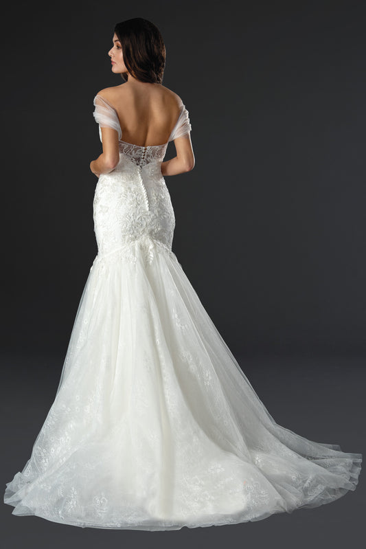 Stella Couture 22579 Size 4 Long Lace Mermaid Wedding Dress off the shoulder bridal Gown