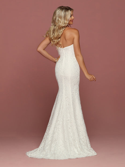 Davinci Bridal 50491 is a stunning allover Lace Wedding Dress. Strapless Sweetheart neckline with a fitted silhouette. Eyelash lace adorns the hem & Train for a classic look. Available for 1-2 Week Delivery!!! Available Sizes: 2,4,6,8,10,12,14,16,18,20 Available Colors: Ivory