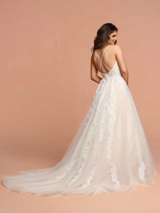 Davinci Bridal 50583 is a Full tulle Ballgown Wedding Dress with a train. Featuring a Strapless sweetheart lace bodice with lace cascading down into the skirt. Open Back with cross cross straps. Available for 1-2 Week Delivery!!! Available Sizes: 2,4,6,8,10,12,14,16,18,20 Available Colors: Ivory/Blush, Ivory/Ivory