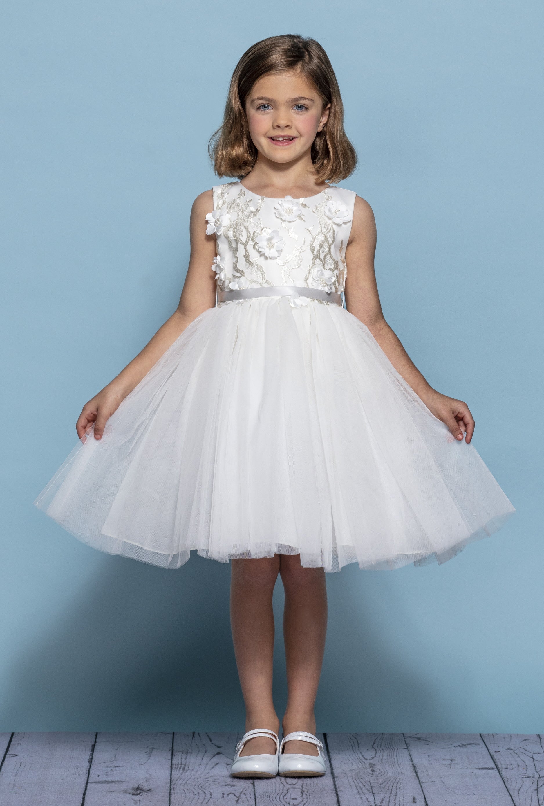 Rosebuds 5135 Size 6 Ivory Short Flared Flower Girl Dress Tulle Party Formal Gown Rosebuds 5135 Size 6 Ivory Short Flared Flower Girl Dress Tulle Party Formal Gown