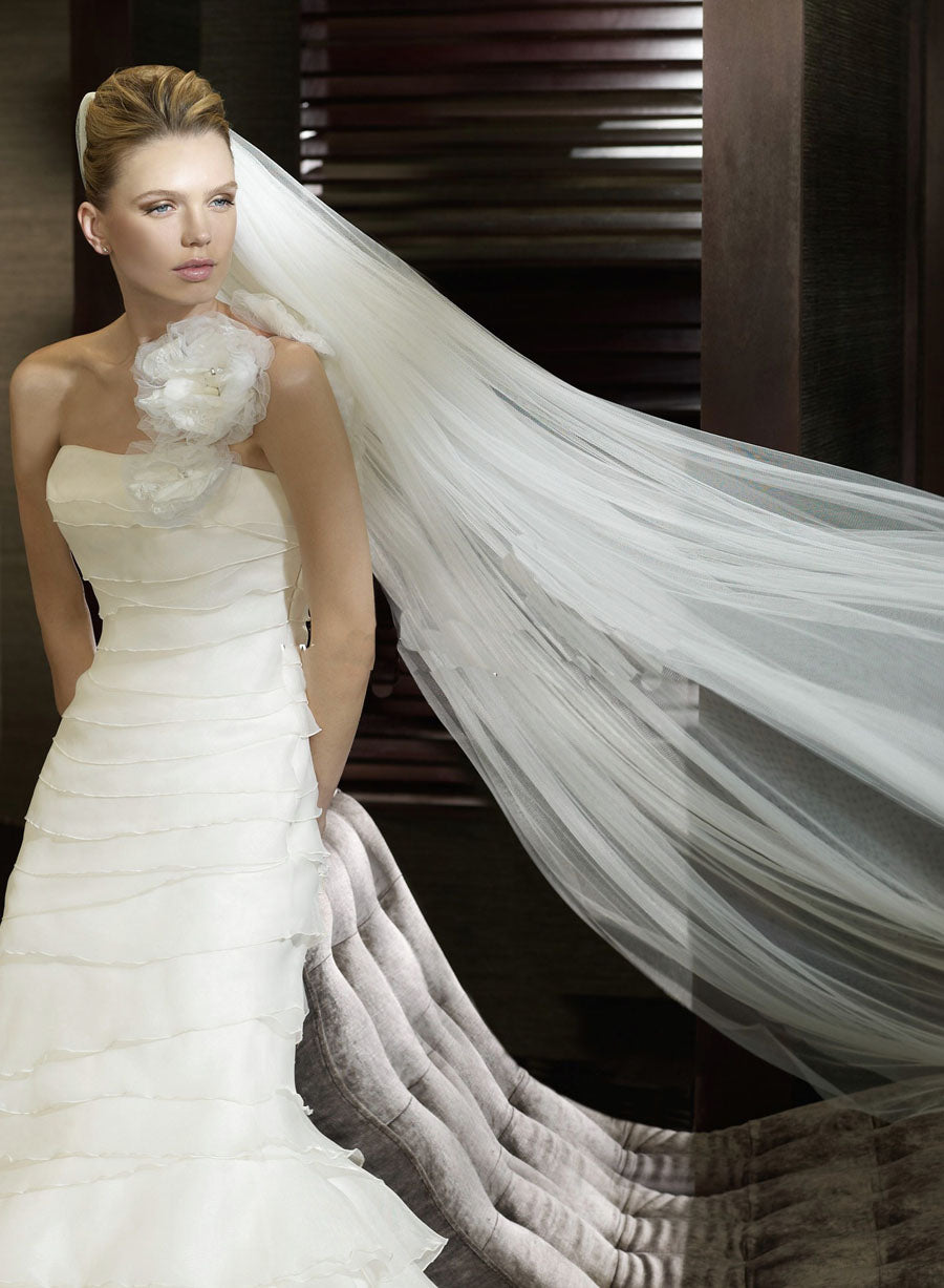 Pronovias San Patrick Eden Bridal Gown Size 10 Off White Wedding Dress One Shoulder