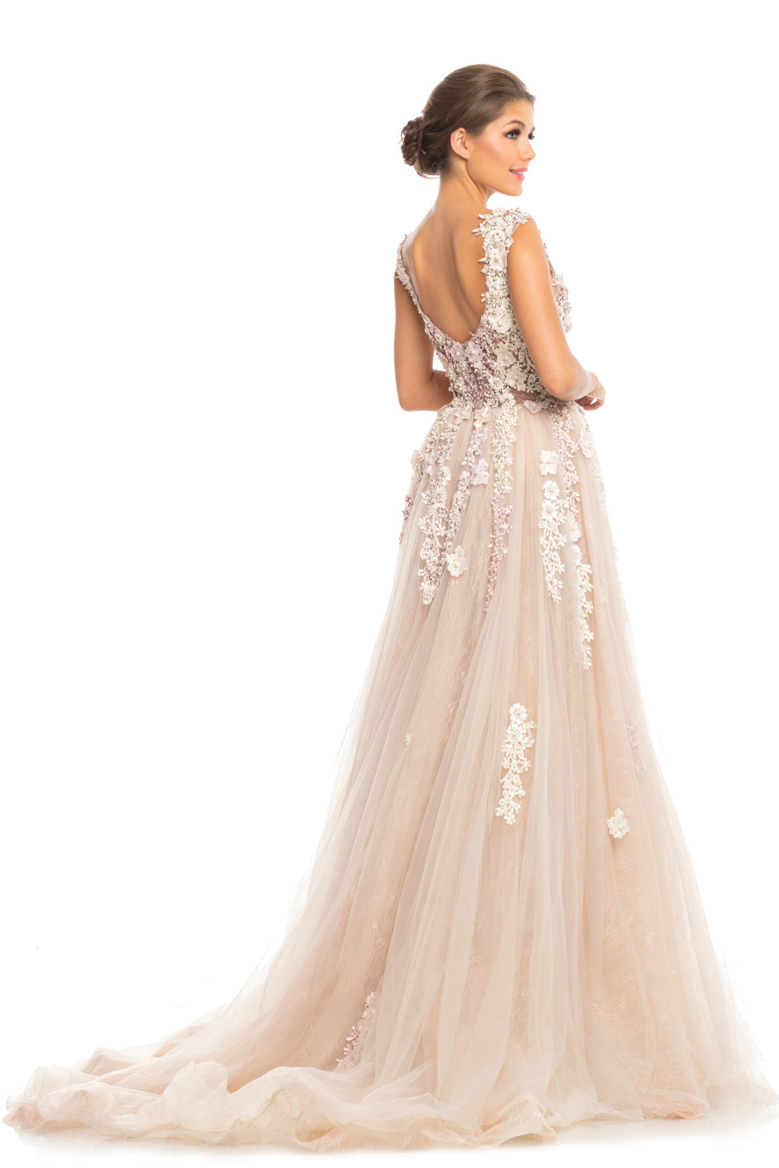 Johnathan Kayne Bridal B105 3D Flower Lace Bridal Gown Overskirt Wedding Dress High Neck Stunning lace lush overskirt with a sheer high neckline. 3D Floral embellished lace. Bridal Gown, Wedding Dress Available Color: Blush, Ivory Available Sizes: 00,0,2,4,6,8,10,12,14,16,18,20,22,24 Chantilly Lace, Mesh, Organza