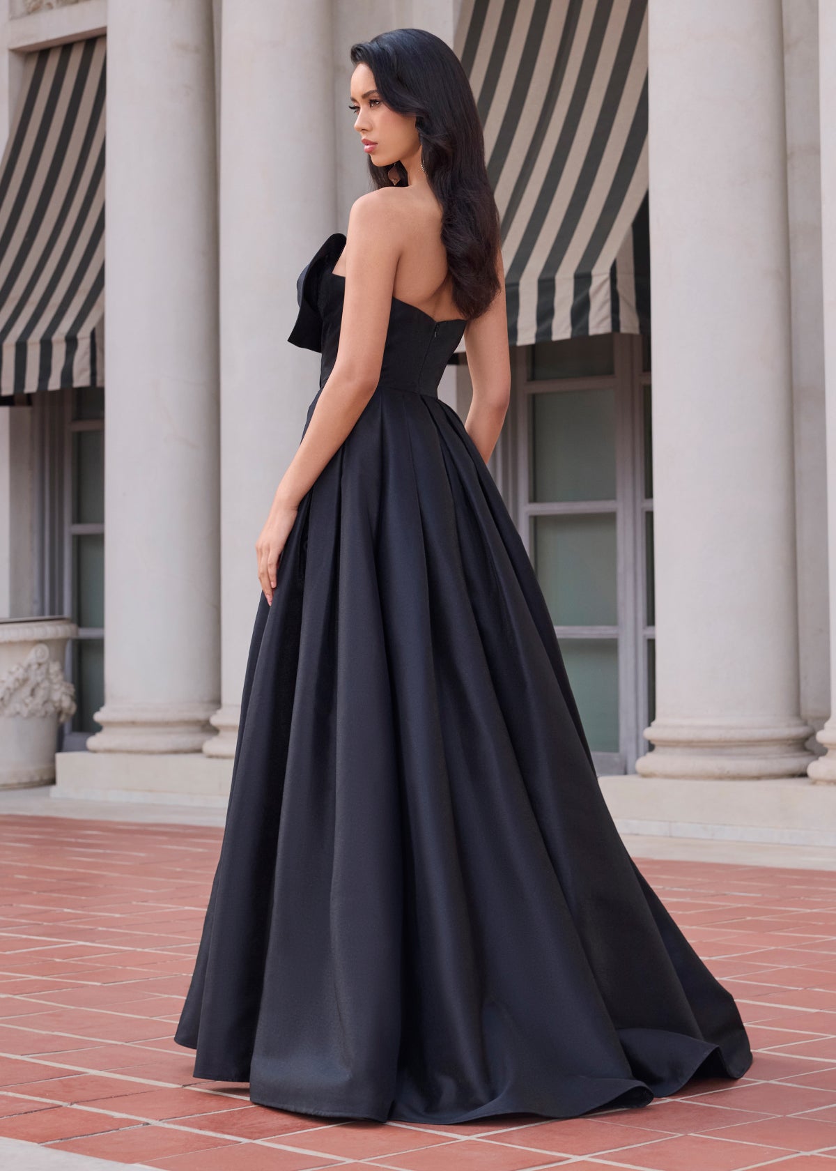Ashley Lauren 11609 Prom Dresses Black 8 / Pink Ashley Lauren 11609 Prom Dresses Black 8 / Pink