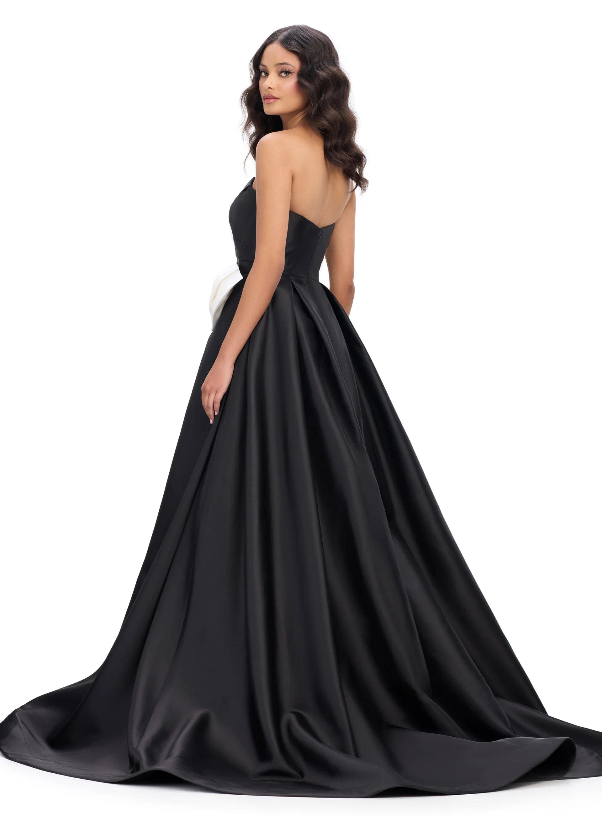 Ashley Lauren 11770 Size 0 Black Strapless Ballgown Formal Prom Dress Pageant Mikado Gown A Line Ashley Lauren 11770 Size 0 Black Strapless Ballgown Formal Prom Dress Pageant Mikado Gown A Line