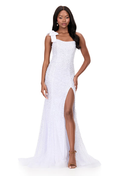 Ashley Lauren Style 12157 is a long prom dress designed for pageant and formal evening events. This elegant gown features Ashley Lauren's signature attention to fit and detail, creating a flattering silhouette that stands out on stage and in photos.

Available Colors: Black, Sky, White, Yellow

This Ashley Lauren dress is an ideal choice for prom, pageant competitions, formal galas, and red carpet events.

Designer: Ashley Lauren
Style Number: 12157