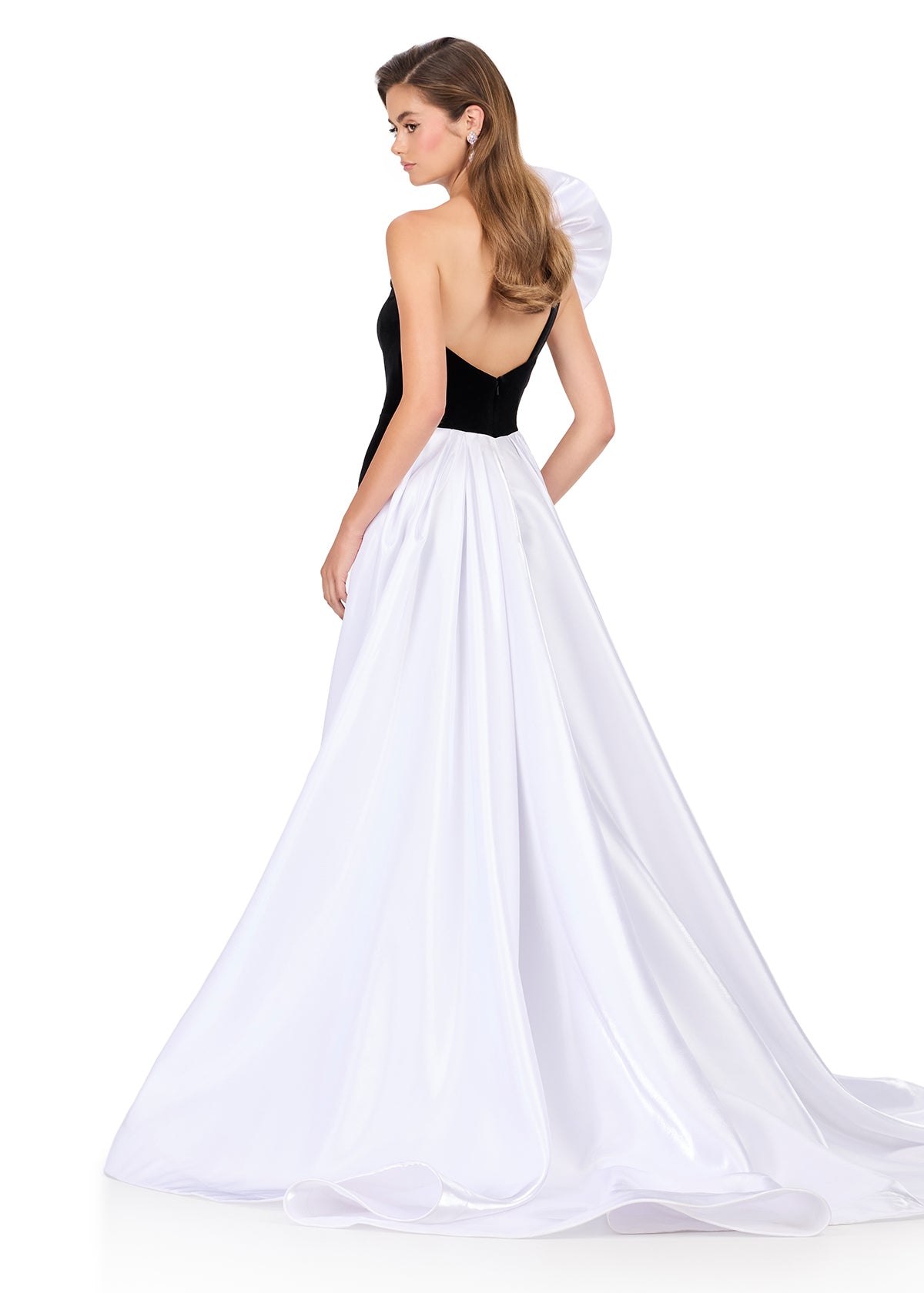 Ashley Lauren Style 12174 Long Prom Dress Pageant Formal Evening Gown 0 / Black/White Ashley Lauren Style 12174 Long Prom Dress Pageant Formal Evening Gown 0 / Black/White