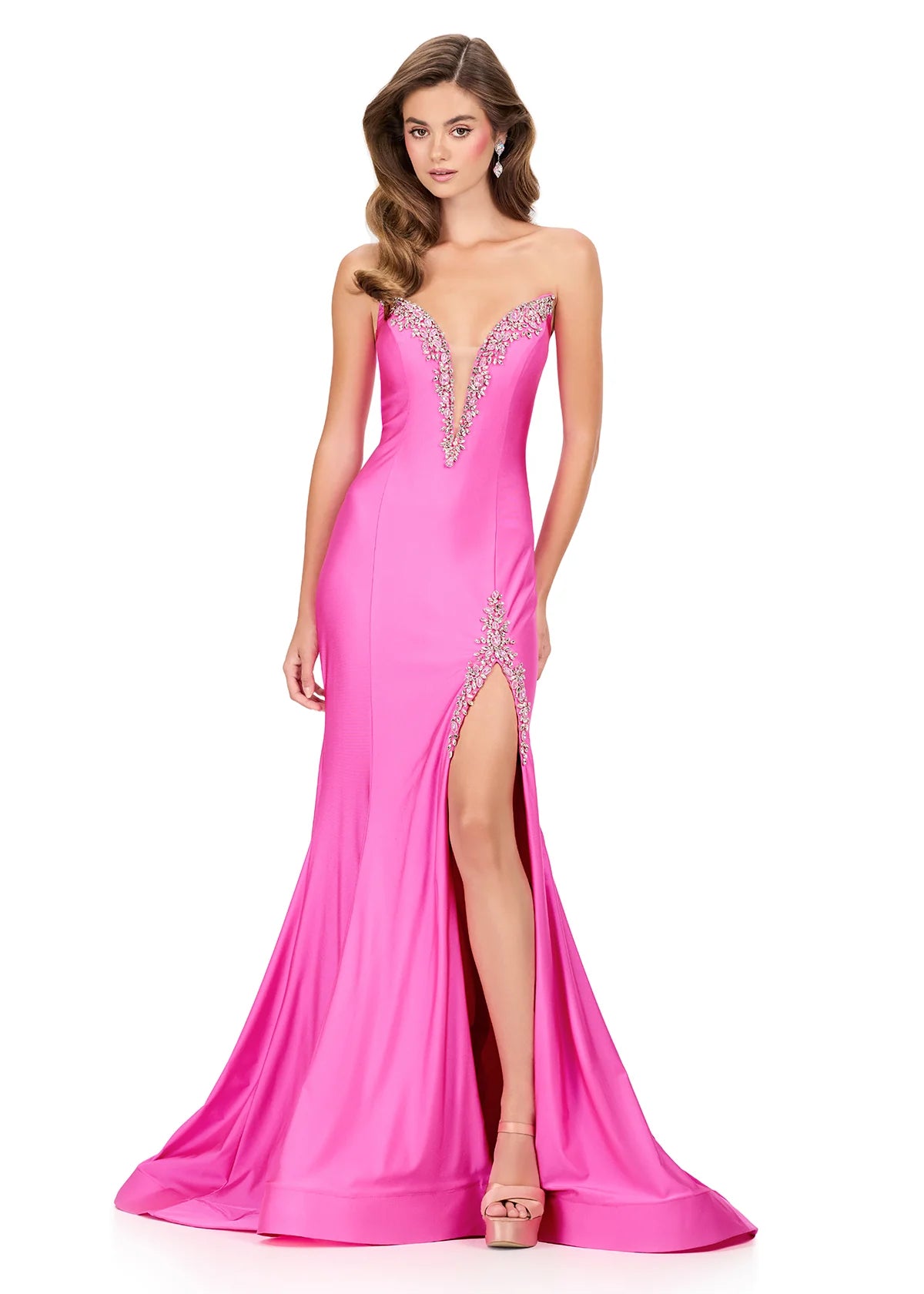Ashley Lauren Style 12191 is a long prom dress designed for pageant and formal evening events. This elegant gown features Ashley Lauren's signature attention to fit and detail, creating a flattering silhouette that stands out on stage and in photos.

Available Colors: Black, Emerald, Fuchsia, Pink, Turquoise