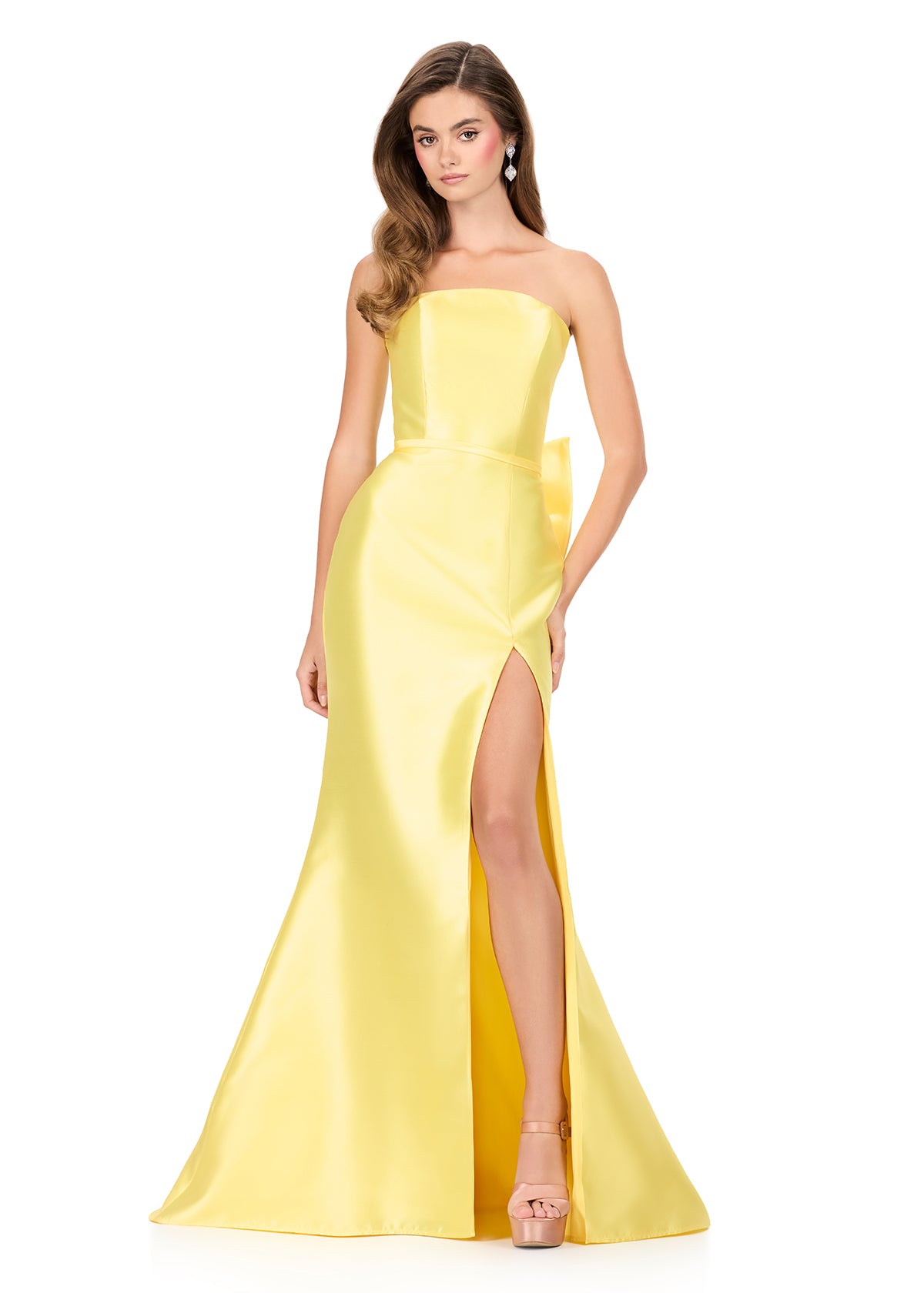 Ashley Lauren Style 12215 is a long prom dress designed for pageant and formal evening events. This elegant gown features Ashley Lauren's signature attention to fit and detail, creating a flattering silhouette that stands out on stage and in photos.

Available Colors: Aqua, Black, Fuchsia, Ice Pink, Lilac, Red, Sky, White, Yellow

This Ashley Lauren dress is an ideal choice for prom, pageant competitions, formal galas, and red carpet events.

Designer: Ashley Lauren
Style Number: 12215