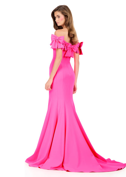 Ashley Lauren Style 12288 is a long prom dress designed for pageant and formal evening events. This elegant gown features Ashley Lauren's signature attention to fit and detail, creating a flattering silhouette that stands out on stage and in photos.

Available Colors: Hot Pink, Red, Turquoise, White/Black

This Ashley Lauren dress is an ideal choice for prom, pageant competitions, formal galas, and red carpet events.

Designer: Ashley Lauren
Style Number: 12288