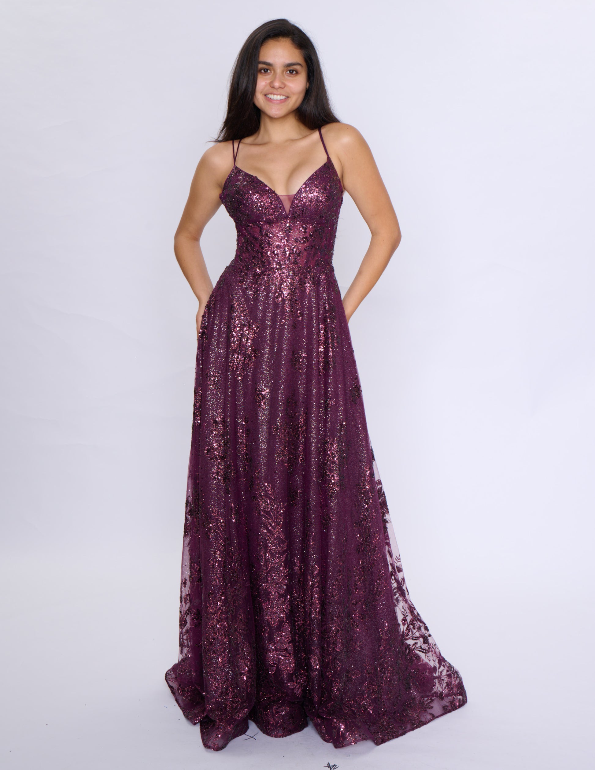Nina Canacci 1589 Size 4 Mulberry Sheer Sequin A Line Prom Dress Corset Formal Evening Gown V Neck Gown Nina Canacci 1589 Size 4 Mulberry Sheer Sequin A Line Prom Dress Corset Formal Evening Gown V Neck Gown