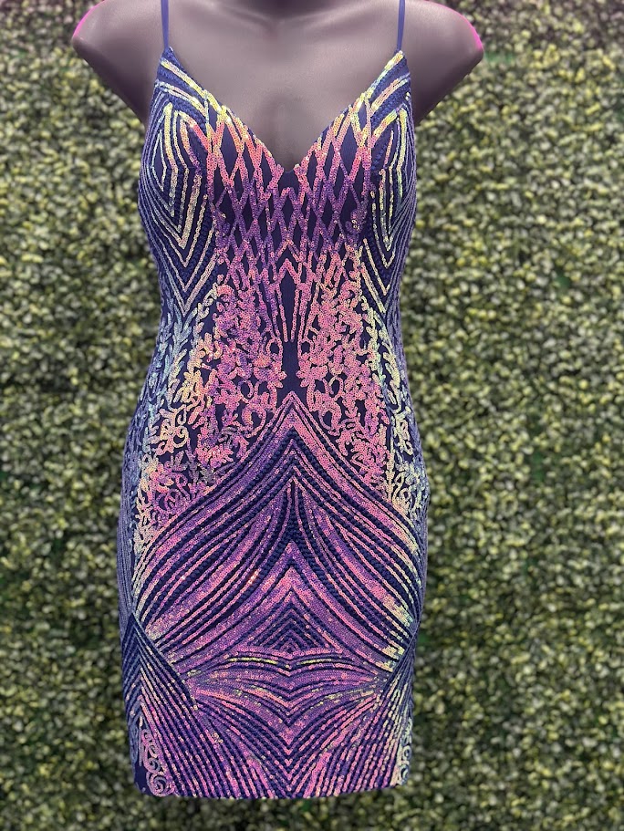 Stella Couture 23719 size 0 Purple Short Fitted V Neck Sequin Homecoming Dress Cocktail Gown