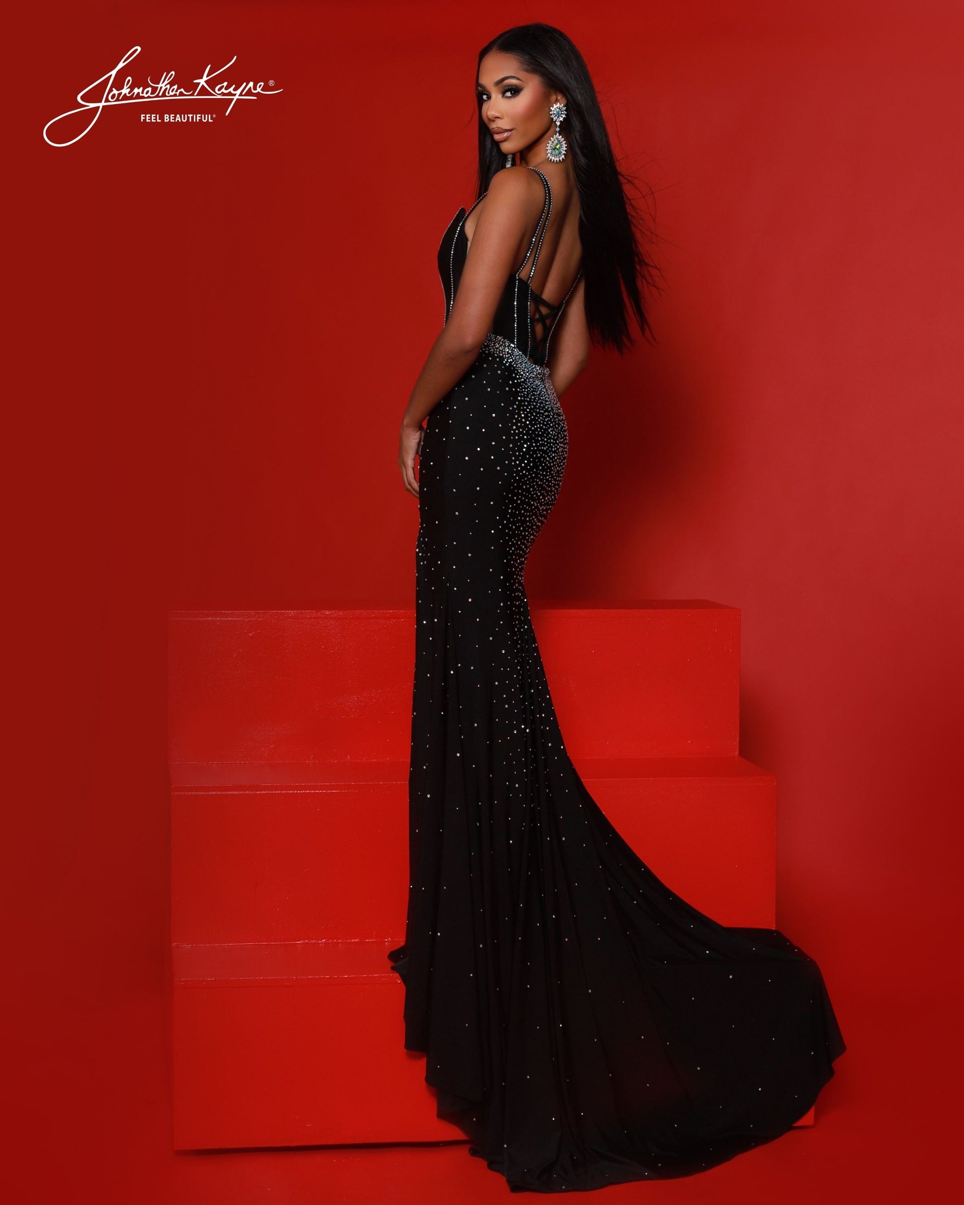 Designer: Johnathan Kayne — Style 3224
Designed in stretch knit fabrics, Johnathan Kayne style 3224 is a body-conscious long prom dress that offers both comfort and style. The stretchy construction allows the dress to move with you, making it a great option for pageant, prom, or any event where a fitted gown with flexibility is desired.

Sizes: 000, 00, 0, 2, 4, 6, 8, 10, 12, 14, 16
Colors: Barbie Pink, Black, Royal