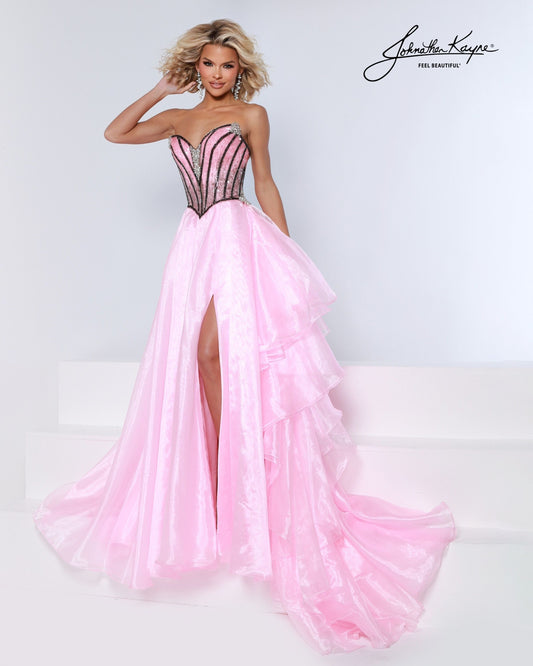 Designer: Johnathan Kayne — Style 3259
Style 3259 is a flowy Johnathan Kayne long prom dress crafted from lightweight special occasion fabrics for beautiful movement. The skirt glides effortlessly with every step, creating an elegant pageant dress silhouette that photographs beautifully and stands out on stage or on the dance floor.

Sizes: 000, 00, 0, 2, 4, 6, 8, 10, 12, 14, 16
Colors: Jade, Petal Pink