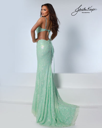 Designer: Johnathan Kayne — Style 3262
Johnathan Kayne style 3262 is a sleek long prom dress in a smooth, structured fabric that highlights the natural shape of the body. The clean lines and refined details make this gown a versatile choice for prom, pageant, and evening occasions that call for a polished, modern gown.

Sizes: 000, 00, 0, 2, 4, 6, 8, 10, 12, 14, 16
Colors: Mint, Lemon, Petal Pink