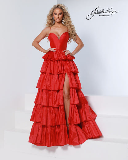 Designer: Johnathan Kayne — Style 3263
Johnathan Kayne style 3263 is a sleek long prom dress in a smooth, structured fabric that highlights the natural shape of the body. The clean lines and refined details make this gown a versatile choice for prom, pageant, and evening occasions that call for a polished, modern gown.

Sizes: 000, 00, 0, 2, 4, 6, 8, 10, 12, 14, 16
Colors: Cherry, Green Apple, Powder Blue