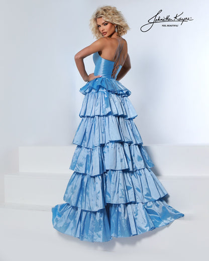 Designer: Johnathan Kayne — Style 3263
Johnathan Kayne style 3263 is a sleek long prom dress in a smooth, structured fabric that highlights the natural shape of the body. The clean lines and refined details make this gown a versatile choice for prom, pageant, and evening occasions that call for a polished, modern gown.

Sizes: 000, 00, 0, 2, 4, 6, 8, 10, 12, 14, 16
Colors: Cherry, Green Apple, Powder Blue