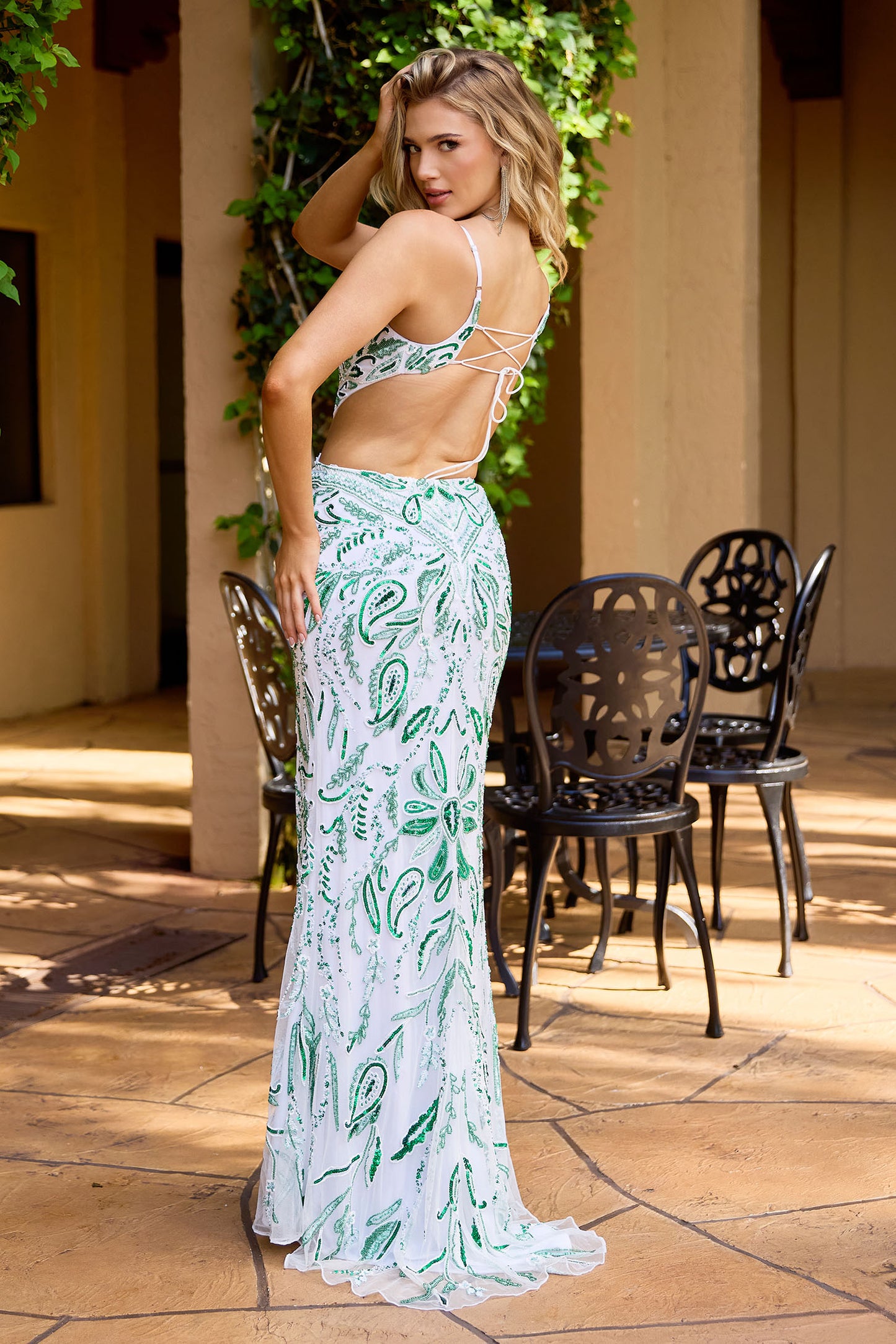 Shop the Primavera 4508 prom dress gown for a standout Spring 2026 formal look. This long dress is ideal for prom, pageant appearances, and black-tie evenings with a clean, modern silhouette.

Designer: Primavera Couture
Style Number: 4508

Sizes: 000, 00, 0, 2, 4, 6, 8, 10, 12, 14, 16, 18
Colors: Black Blue, Black Teal, Ivory Blue, Ivory Gold, Ivory Green
