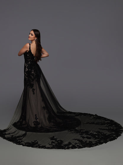 Elevate your bridal elegance with the Davinci Bridal 50927 gown in size 10. This ivory lace dress features a graceful V-neckline and a delicate tulle overskirt, blending classic romance with modern sophistication. Perfect for the bride seeking timeless beauty and refined detail on her special day.

Fabric:&nbsp;Lace, Tulle

Neckline:&nbsp;Modest, Straps, V-Neck

Silhouette:&nbsp;Fit &amp; Flare

Details:&nbsp;Back Interest, Beading, Buttons, Cap Sleeves, Chapel Train, Lace, Lace Applique, Modest, Removeable