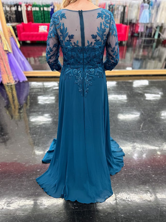 Nina Canacci 5312 Size 4 Purple Lace Chiffon long Sleeve Mother of Dress Formal Evening Wedding Guest Gown