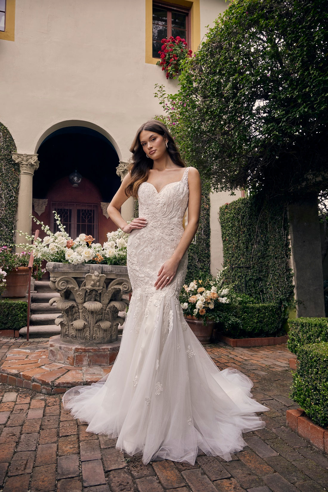 Casablanca Bridal 2546 Sylvie Wedding Dress fit and flare sweetheart lace Bridal Gown 8 / Champagne/Nude/Ivory