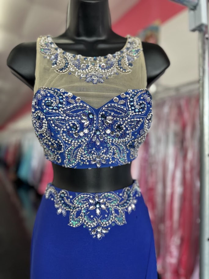 Envious Couture 16089 two piece straight gown with slit.&nbsp;Prom Dress Pageant Gown&nbsp;Two Piece Formal Pageant Dress Sheer Neckline Slit

Size: 0

Color: Royal