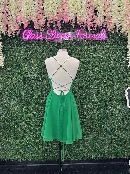Lucci Lu 4150 size 8 Emerald homecoming dress Backless Flared