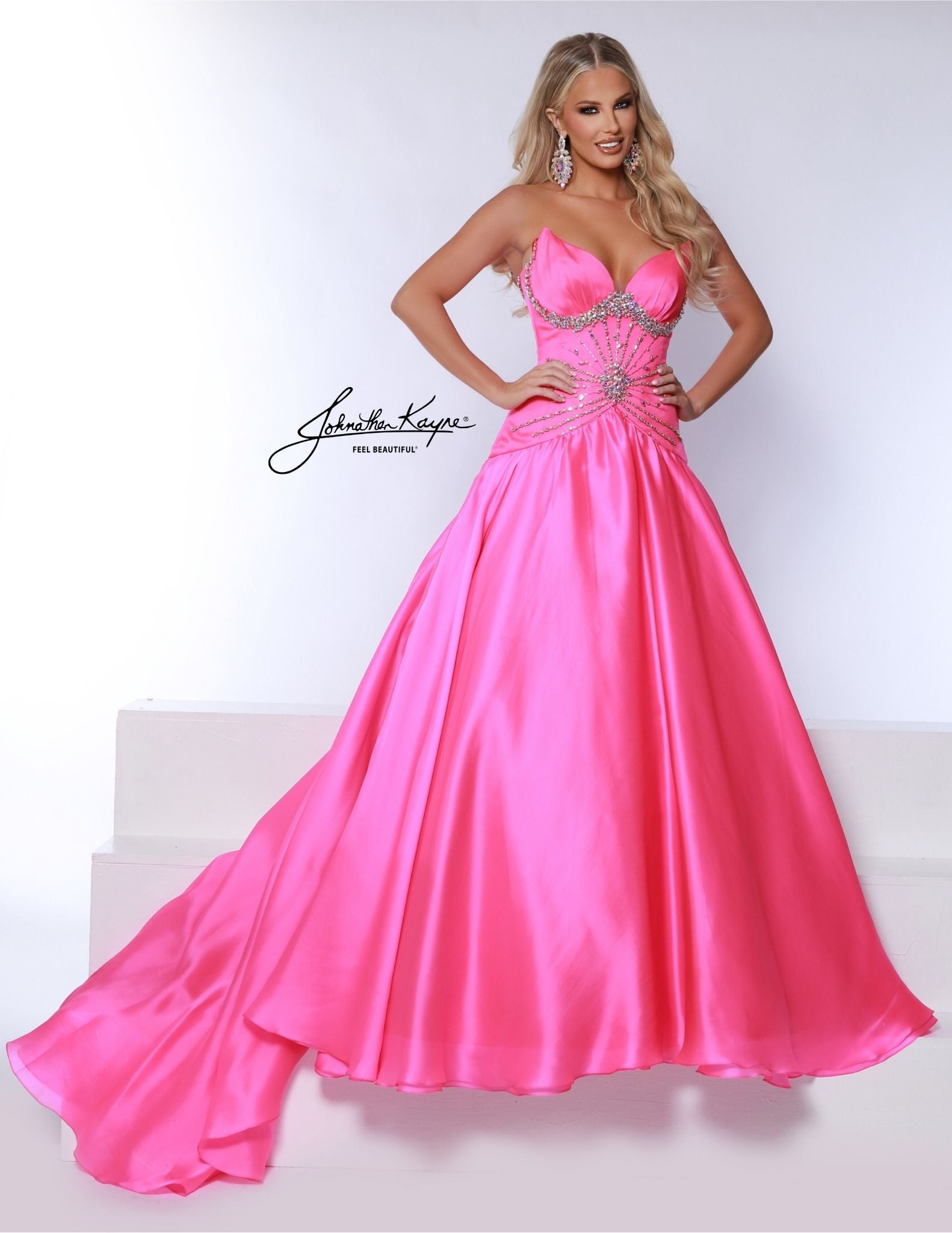Johnathan Kayne 3045 Size 6 White Silk Pageant Dress Prom Johnathan Kayne 3045 Size 6 White Silk Pageant Dress Prom