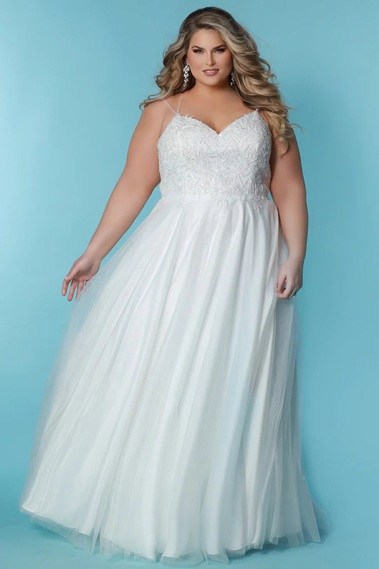 Sydneys Closet SC5283 Dalia Ivory Bridal Dress. Look stunningly bridal in the SC5283 Dalia Ivory Bridal Dress by Sydneys Closet! This dress is all class, from its captivating sweetheart neckline to its romantic lace detailing. Plus, the full A-line skirt will provide you with total princess vibes on the big day! Slay away!