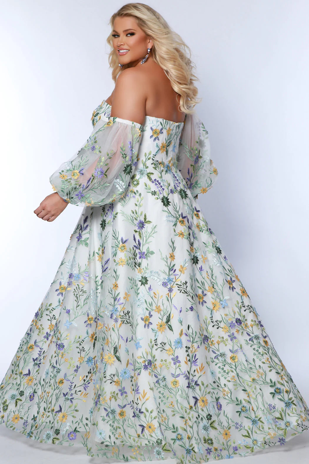 Sydneys Closet SC7381 Prom Dress Plus Size Flower Print 18 / Ivory/ Floral Sydneys Closet SC7381 Prom Dress Plus Size Flower Print 18 / Ivory/ Floral