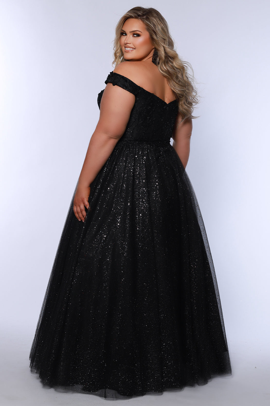 Sydneys Closet SC7428 Prom Dress - Onyx | NewYorkDress Sydneys Closet SC7428 Prom Dress - Onyx | NewYorkDress