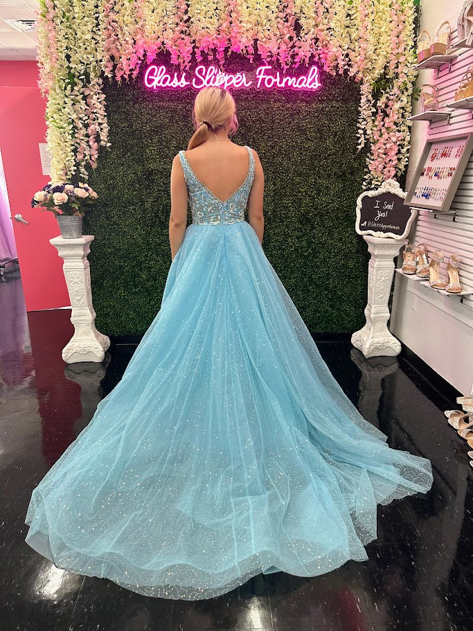 Amarra 94052 Size 8 Light Blue Beaded V Neck A Line Maxi Slit Sequin Prom Dress Pageant Gown Train Tulle Amarra 94052 Size 8 Light Blue Beaded V Neck A Line Maxi Slit Sequin Prom Dress Pageant Gown Train Tulle