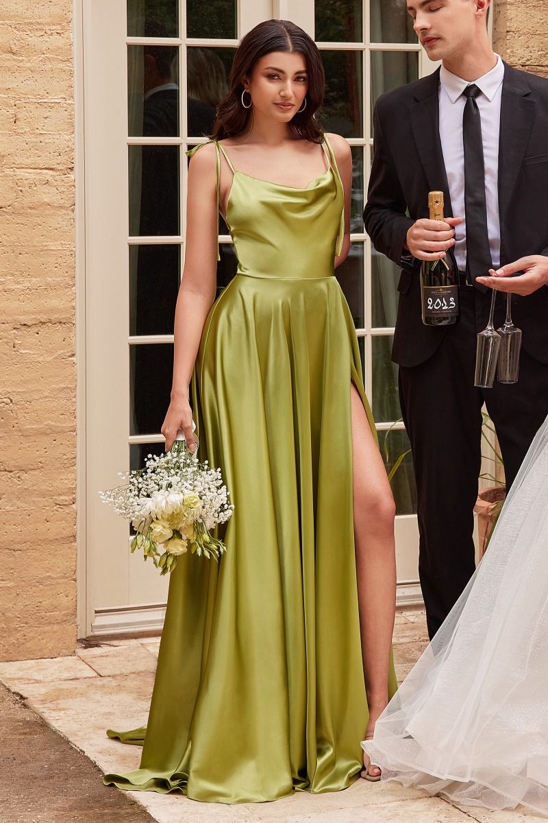 The Ladivine BD104 Bridesmaid Dress offers a timeless look with its classic A-line silhouette and scoop neckline. Made from luxurious satin, the dress features a chic slit detail that allows you to create the perfect evening look. Perfect for any special occasion, this dress is sure to make an impression.