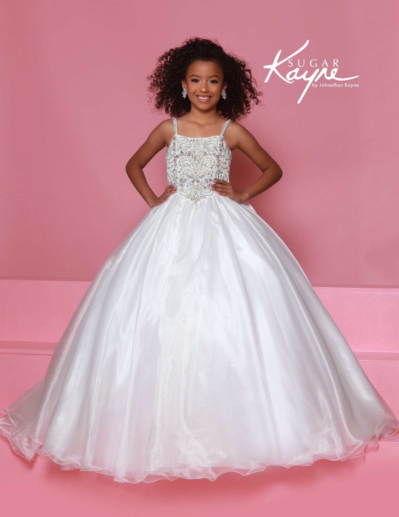 Sugar Kayne C389 Off the Shoulder Girls and Preteens Pageant Dress Straight Neckline Organza Long Ballgown.

Dazzle the judges in this breathtaking Sugar Kayne C389 pageant gown. The elegant off-the-shoulder design with straight neckline creates a sophisticated silhouette, while the luxurious organza fabric flows into a stunning long ballgown that catches the light with every movement. Perfect for making an unforgettable entrance and commanding attention on stage.

Colors&nbsp; Royal, Teal, White

Sizes&nbs