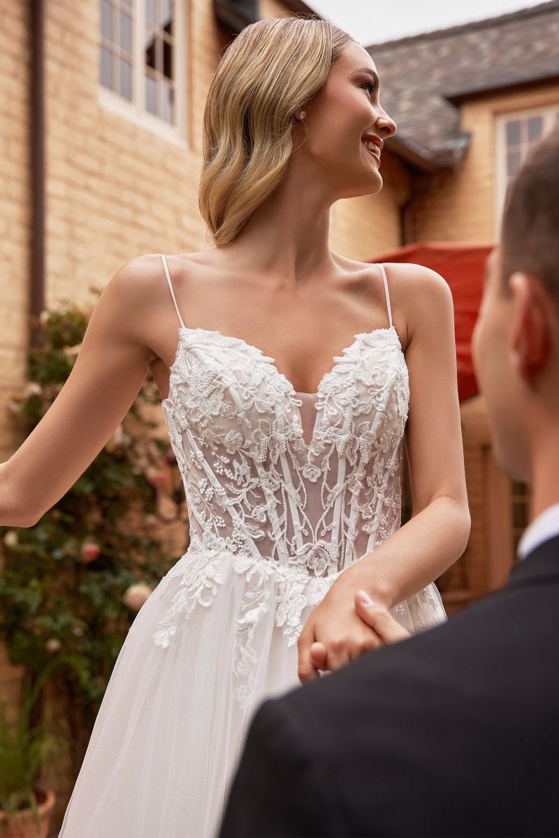 Ladivine CD854W Sheer Lace Corset Tulle A Line Wedding Dress Bridal Go Glass Slipper Formals Ladivine CD854W Sheer Lace Corset Tulle A Line Wedding Dress Bridal Go Glass Slipper Formals