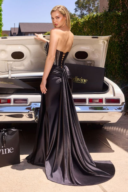 Ladivine KV1135 Strapless Crystal Corset Prom Dress Make an unforgettable entrance in this stunning Ladivine strapless gown. The structured crystal-embellished corset bodice provides elegant support and a refined silhouette, while the strategic keyhole cutout adds modern sophistication. Crafted for the discerning prom-goer, this dress combines timeless formal elegance with contemporary design details. Perfect for those seeking a show-stopping look that balances glamour with wearability.

Key Features:

Silh