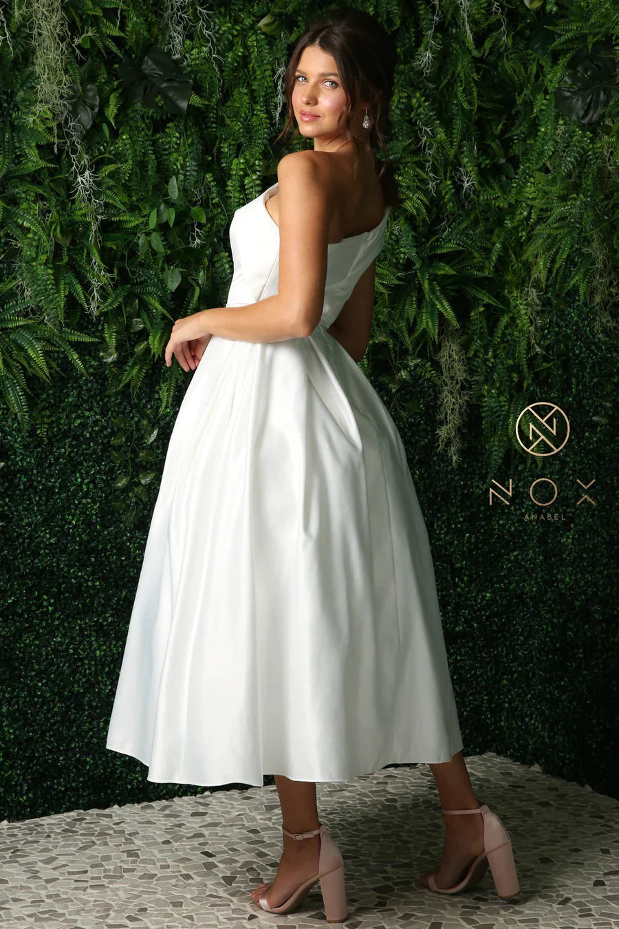 Nox Anabel JE931W Size 6 White Wedding Dress Formal short  One Shoulder A line