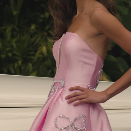 Ashley Lauren Style 12207 is a long prom dress designed for pageant and formal evening events. This elegant gown features Ashley Lauren's signature attention to fit and detail, creating a flattering silhouette that stands out on stage and in photos.

Available Colors: Black, Ice Blue, Pink, Red

This Ashley Lauren dress is an ideal choice for prom, pageant competitions, formal galas, and red carpet events.

Designer: Ashley Lauren
Style Number: 12207