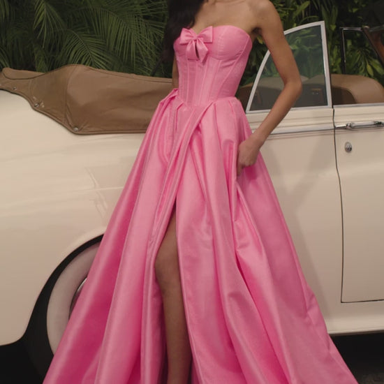 Ashley Lauren Style 12264 is a long prom dress designed for pageant and formal evening events. This elegant gown features Ashley Lauren's signature attention to fit and detail, creating a flattering silhouette that stands out on stage and in photos.

Available Colors: Black, Lilac, Pink, Red, Rose Gold, White, Yellow

This Ashley Lauren dress is an ideal choice for prom, pageant competitions, formal galas, and red carpet events.

Designer: Ashley Lauren
Style Number: 12264