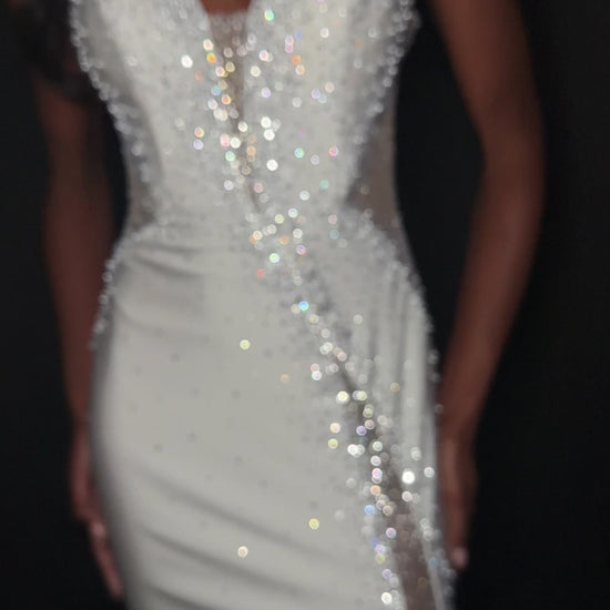 Ashley Lauren Style 12071 is a long prom dress designed for pageant and formal evening events. This elegant gown features Ashley Lauren's signature attention to fit and detail, creating a flattering silhouette that stands out on stage and in photos.

Available Colors:&nbsp;Black, White

This Ashley Lauren dress is an ideal choice for prom, pageant competitions, formal galas, and red carpet events.

Designer: Ashley Lauren
Style Number: 12071