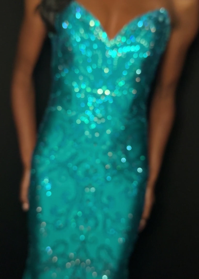Ashley Lauren Style 12074 is a long prom dress designed for pageant and formal evening events. This elegant gown features Ashley Lauren's signature attention to fit and detail, creating a flattering silhouette that stands out on stage and in photos.

Available Colors: Fuchsia, White, Peacock

This Ashley Lauren dress is an ideal choice for prom, pageant competitions, formal galas, and red carpet events.

Designer: Ashley Lauren
Style Number: 12074
