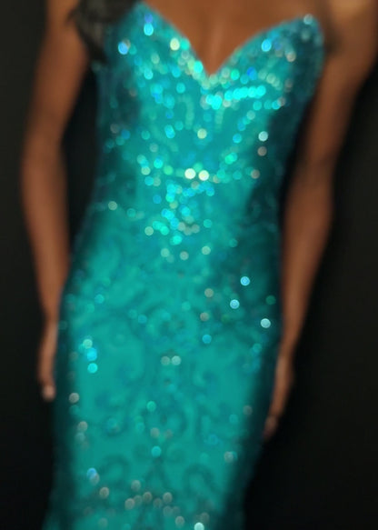 Ashley Lauren Style 12074 is a long prom dress designed for pageant and formal evening events. This elegant gown features Ashley Lauren's signature attention to fit and detail, creating a flattering silhouette that stands out on stage and in photos.

Available Colors: Fuchsia, White, Peacock

This Ashley Lauren dress is an ideal choice for prom, pageant competitions, formal galas, and red carpet events.

Designer: Ashley Lauren
Style Number: 12074