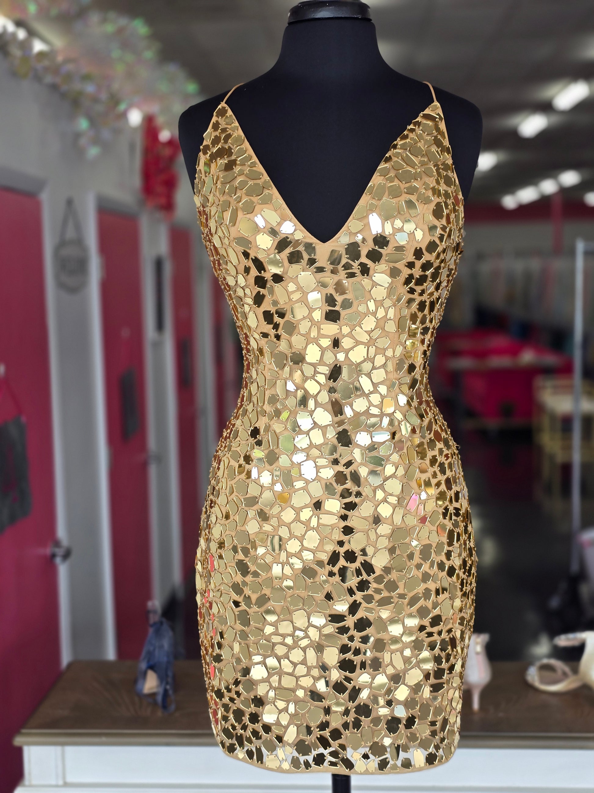 Primavera Couture 4056 Size 8 Gold Cut Glass Cocktail Dress Open Tie Back V-Neck Mirror Homecoming Dress Primavera Couture 4056 Size 8 Gold Cut Glass Cocktail Dress Open Tie Back V-Neck Mirror Homecoming Dress